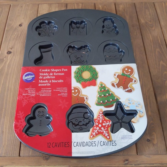 Wilton Christmas Cookie Shapes Pan - Picture 1 of 4